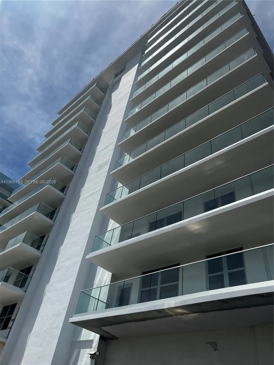9225 Collins Ave #302 Surfside, FL 33154