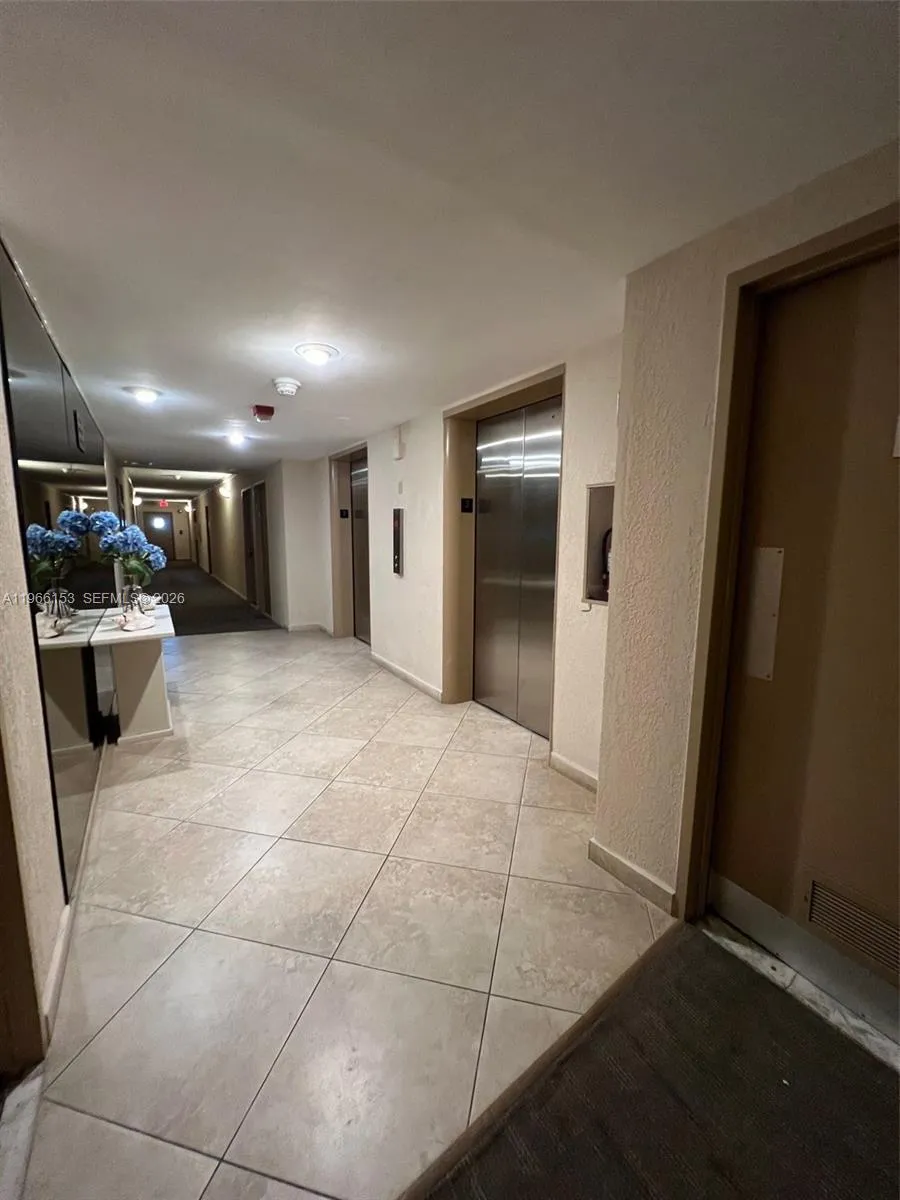 9225 Collins Ave #302 Surfside, FL 33154