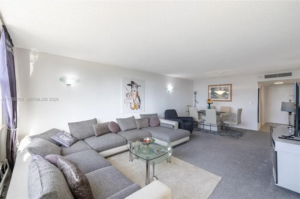 3180 S Ocean Dr #718 Hallandale Beach, FL 33009
