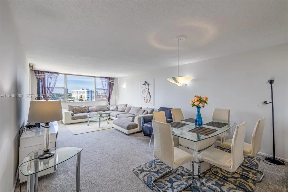 3180 S Ocean Dr #718 Hallandale Beach, FL 33009
