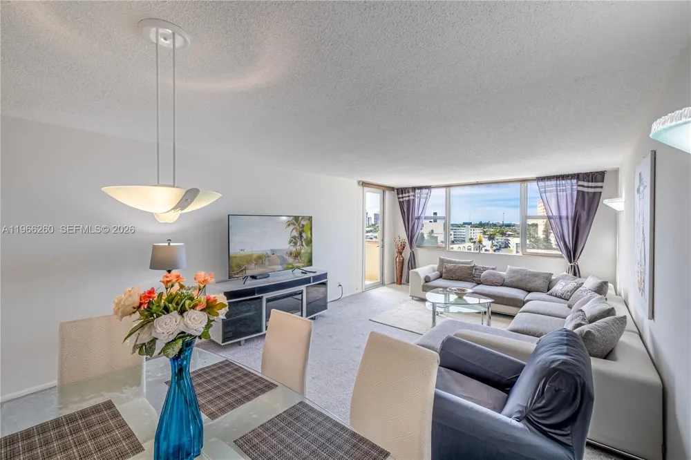 3180 S Ocean Dr #718 Hallandale Beach, FL 33009