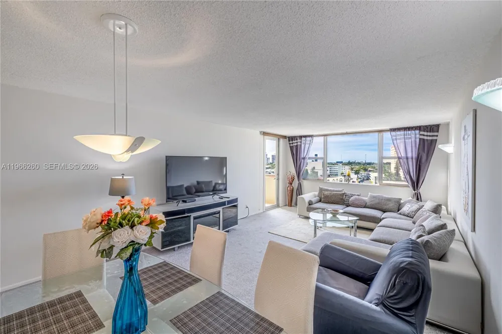 3180 S Ocean Dr #718 Hallandale Beach, FL 33009