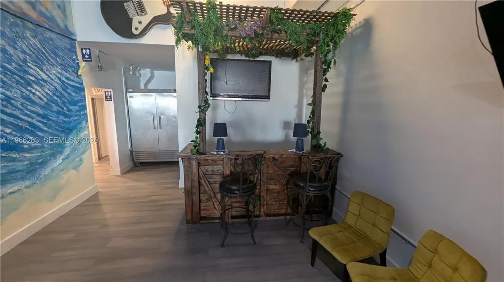 1020 71st St #R-106 Miami Beach, FL 33141