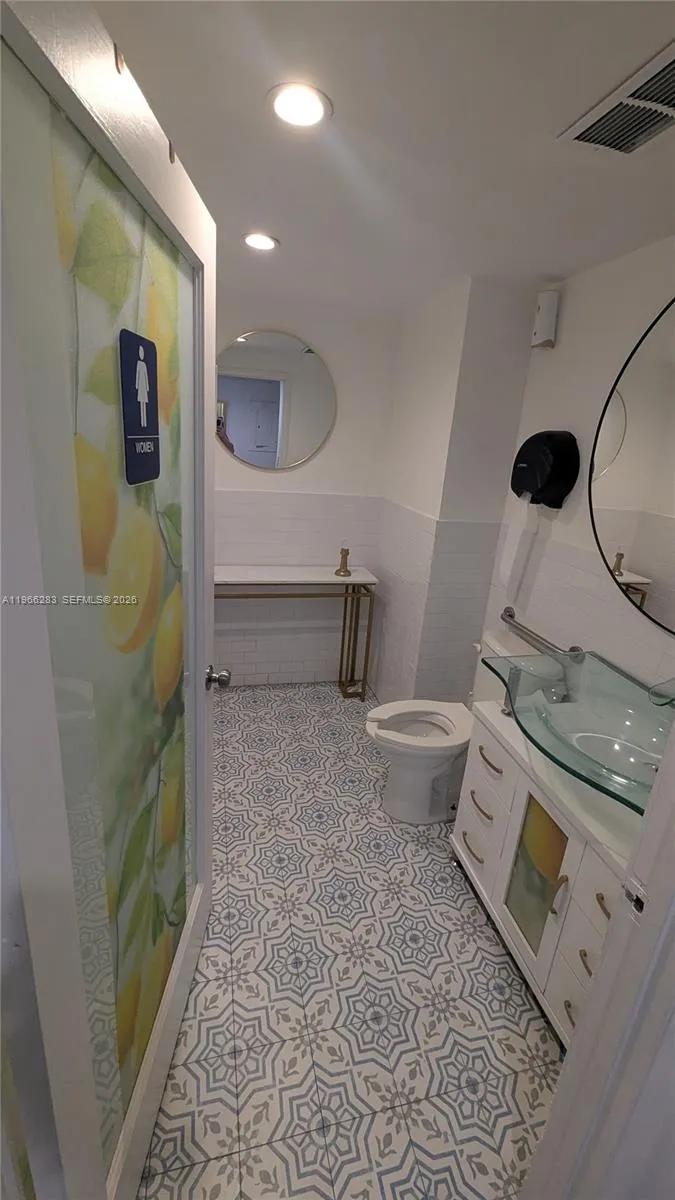 1020 71st St #R-106 Miami Beach, FL 33141