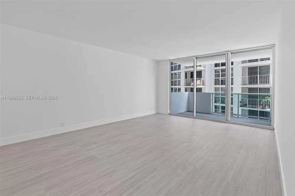 1200 West Ave #521 Miami Beach, FL 33139
