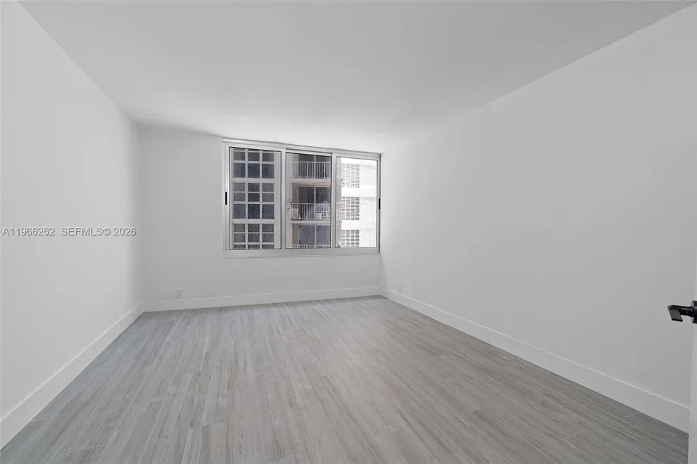 1200 West Ave #521 Miami Beach, FL 33139