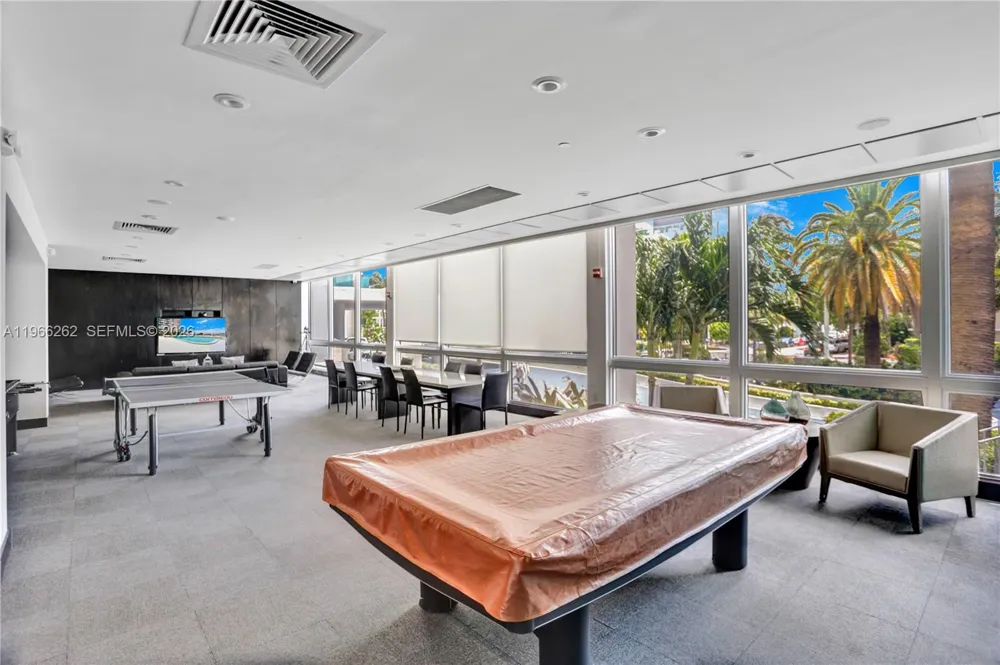 1200 West Ave #521 Miami Beach, FL 33139