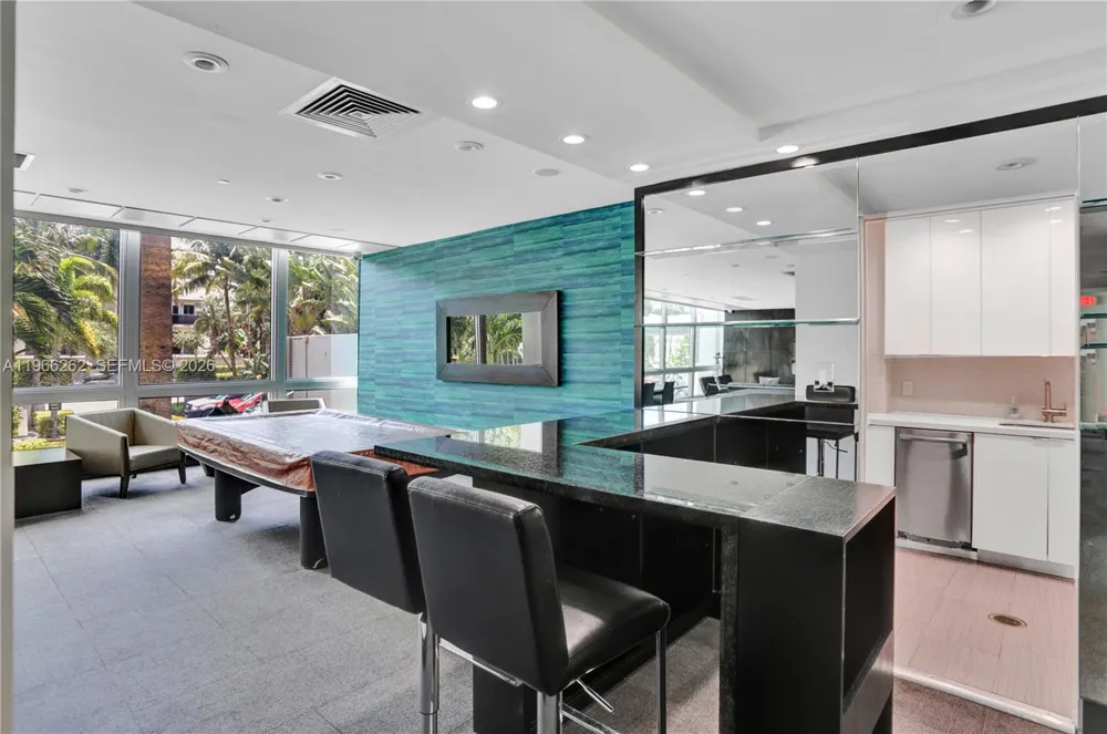1200 West Ave #521 Miami Beach, FL 33139