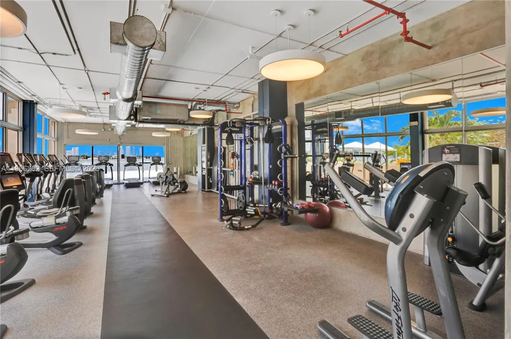 1200 West Ave #521 Miami Beach, FL 33139