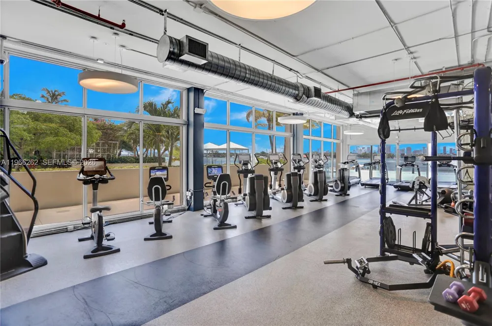 1200 West Ave #521 Miami Beach, FL 33139