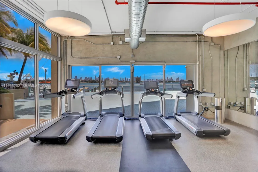 1200 West Ave #521 Miami Beach, FL 33139