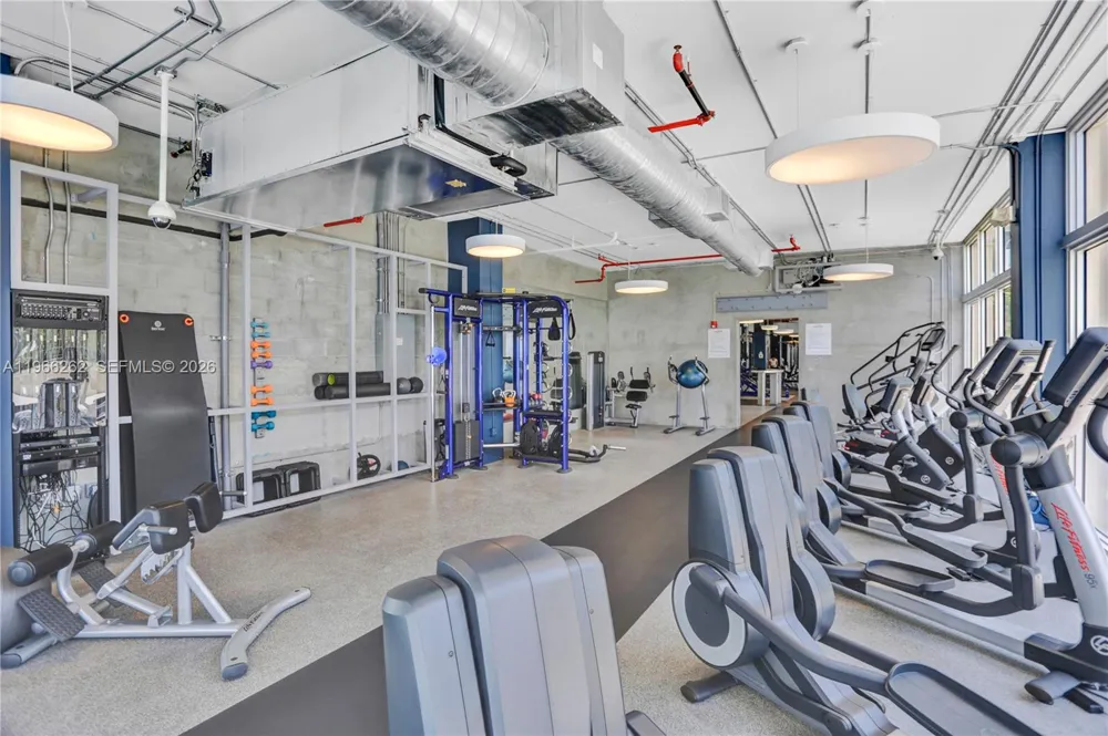 1200 West Ave #521 Miami Beach, FL 33139