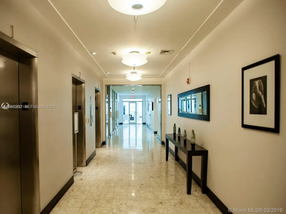 1200 West Ave #521 Miami Beach, FL 33139