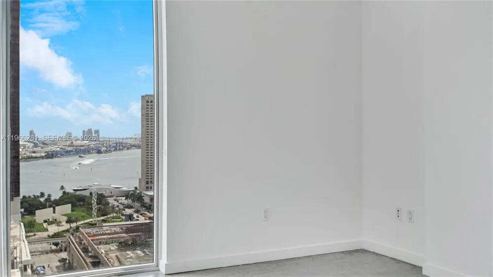 151 SE 1st St #2101 Miami, FL 33131