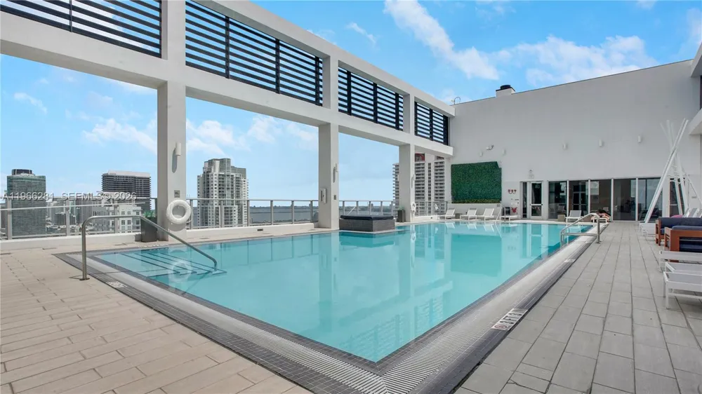 151 SE 1st St #2101 Miami, FL 33131