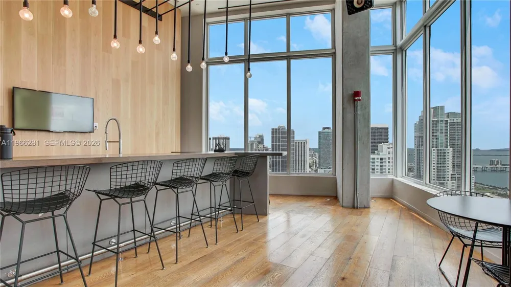 151 SE 1st St #2101 Miami, FL 33131