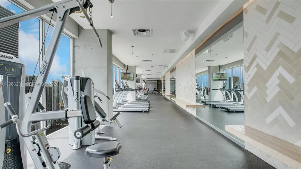 151 SE 1st St #2101 Miami, FL 33131