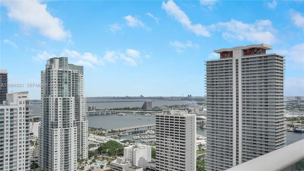 151 SE 1st St #2101 Miami, FL 33131