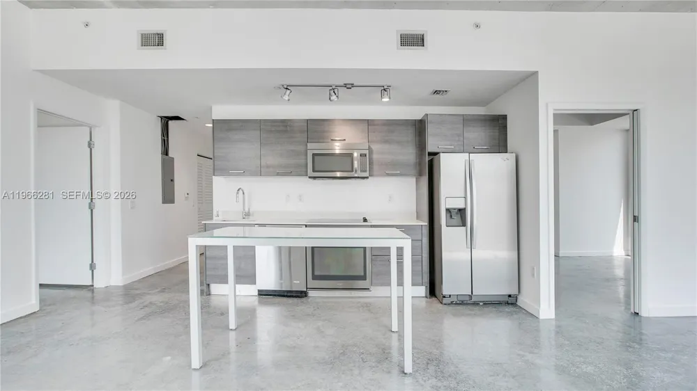 151 SE 1st St #2101 Miami, FL 33131