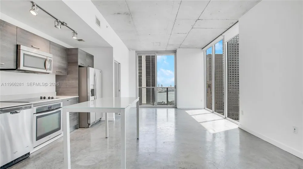 151 SE 1st St #2101 Miami, FL 33131