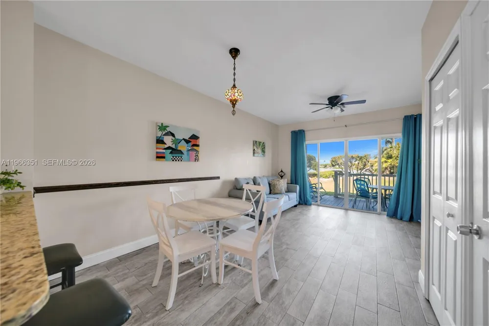 5101 Sunset Village Dr Duck, FL 33050