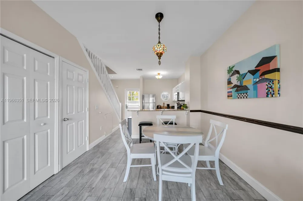 5101 Sunset Village Dr Duck, FL 33050
