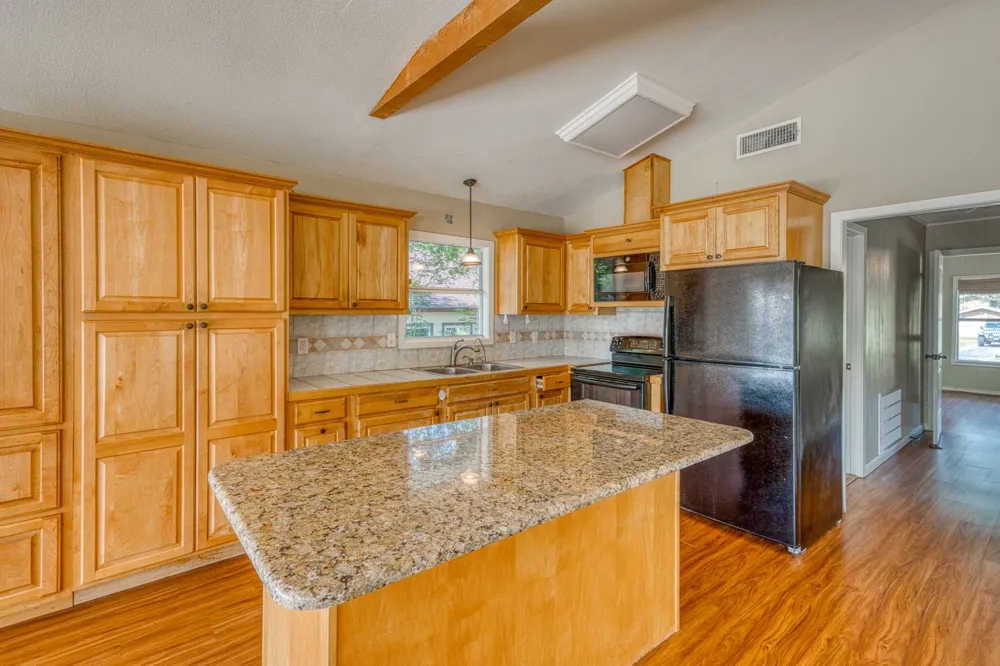 207 Princess Terrace Sunrise Beach, TX 78643
