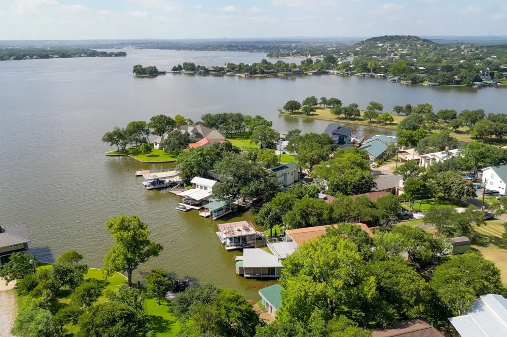 207 Princess Terrace Sunrise Beach, TX 78643