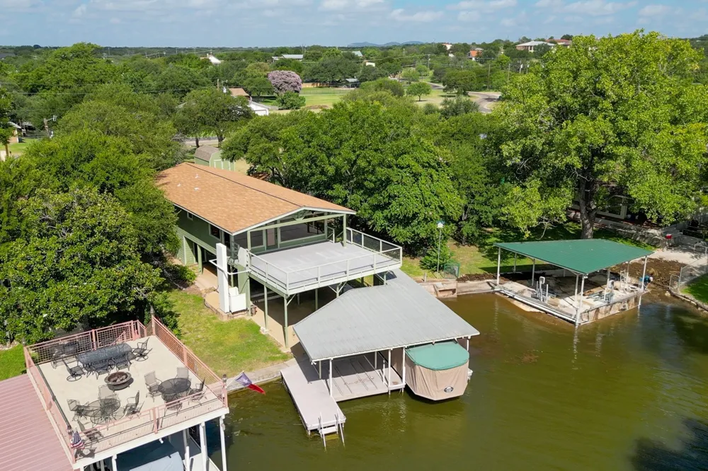 207 Princess Terrace Sunrise Beach, TX 78643