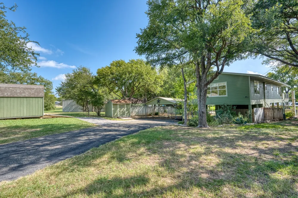 207 Princess Terrace Sunrise Beach, TX 78643