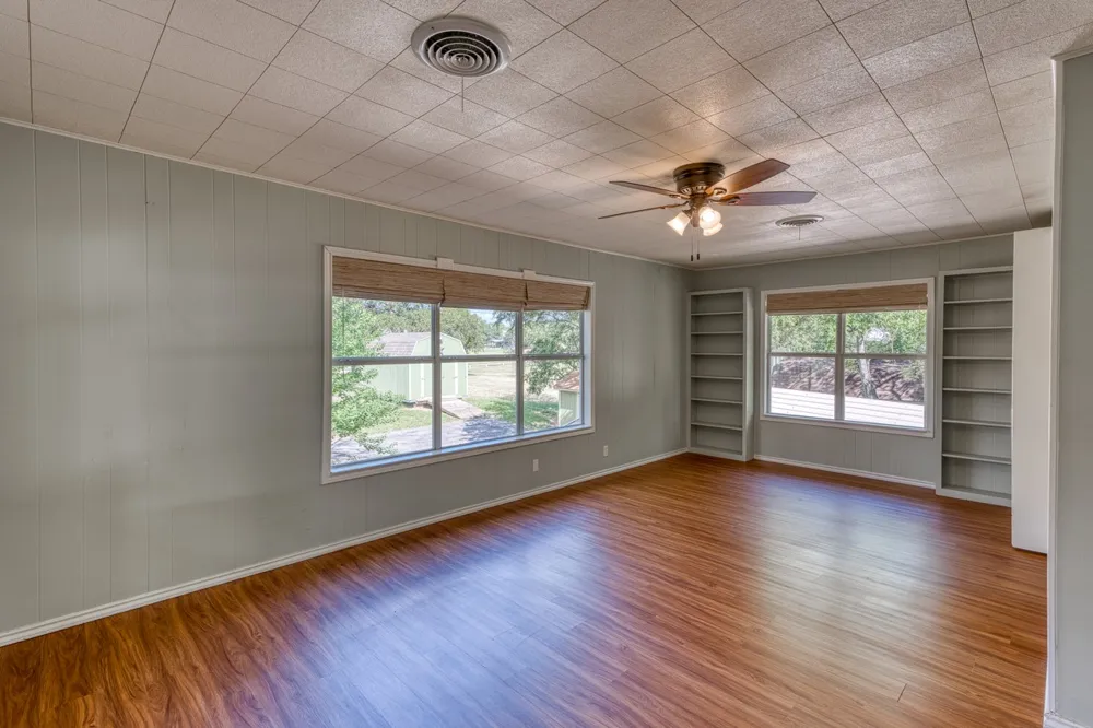 207 Princess Terrace Sunrise Beach, TX 78643
