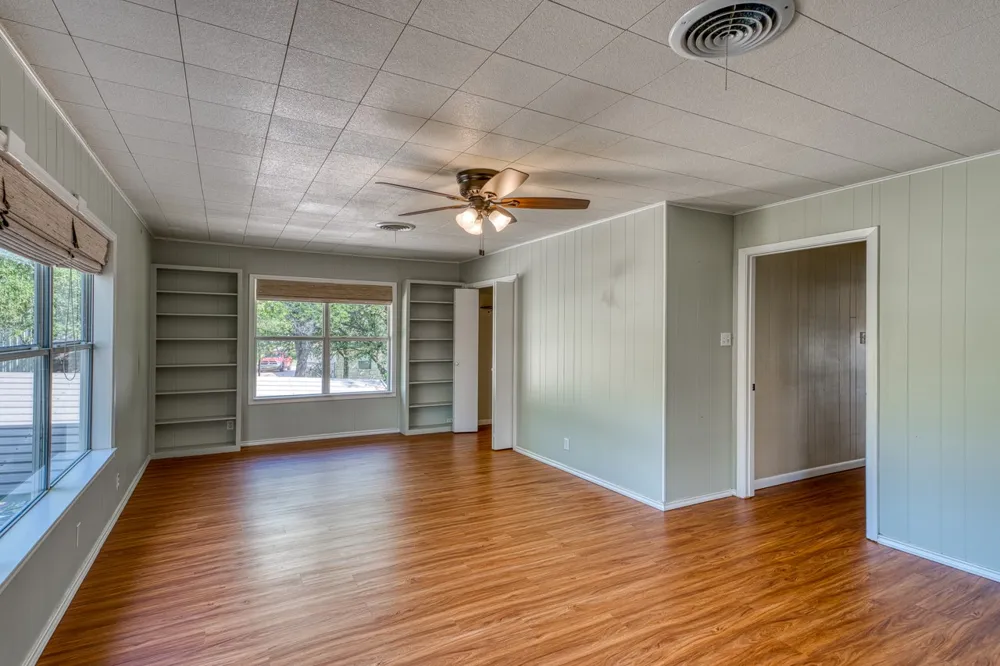 207 Princess Terrace Sunrise Beach, TX 78643