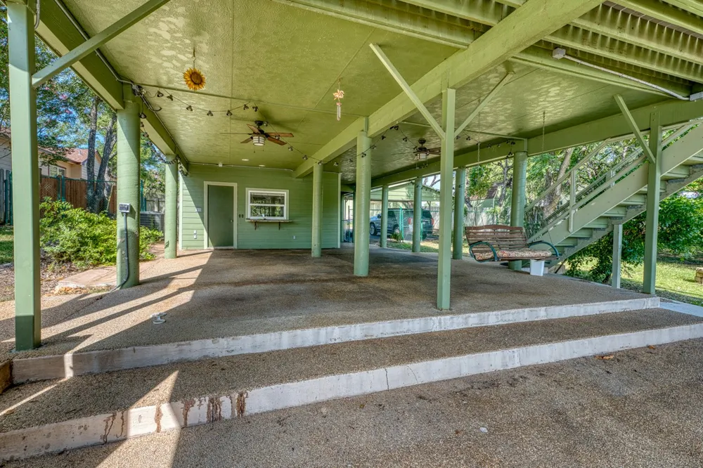 207 Princess Terrace Sunrise Beach, TX 78643