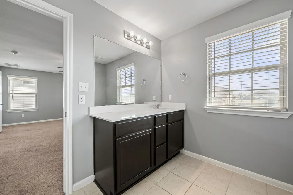 436 Spinnaker Loop Kyle, TX 78640