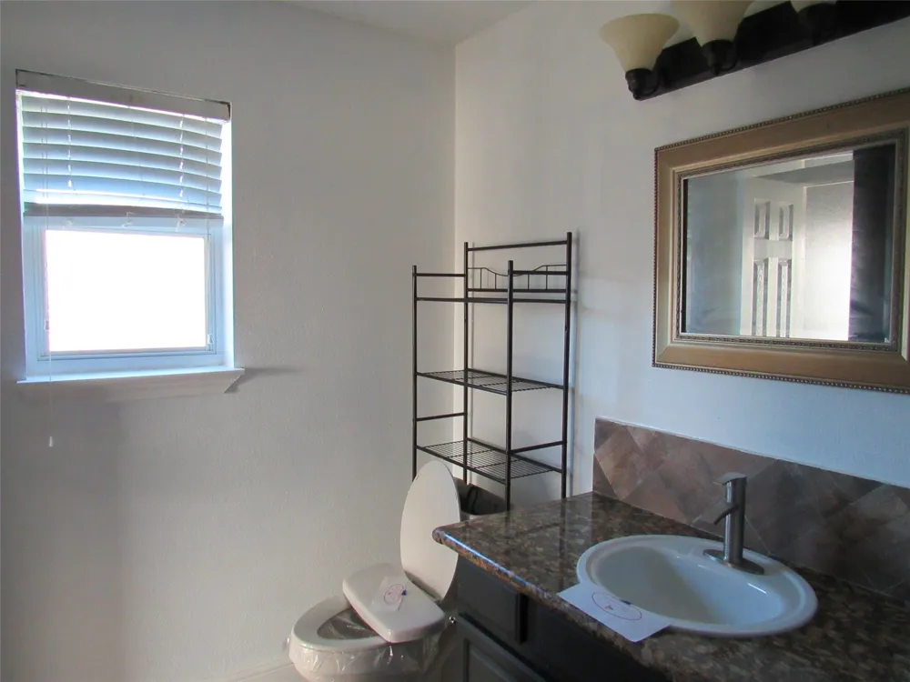 39220 Shadow Ridge Drive Whitney, TX 76692
