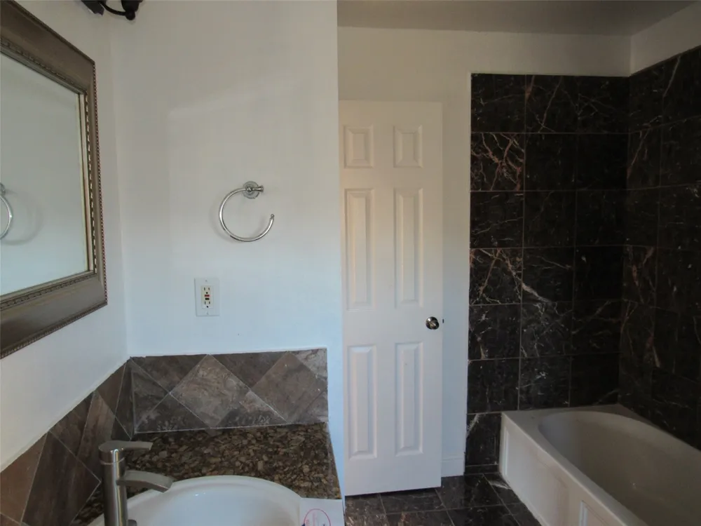 39220 Shadow Ridge Drive Whitney, TX 76692