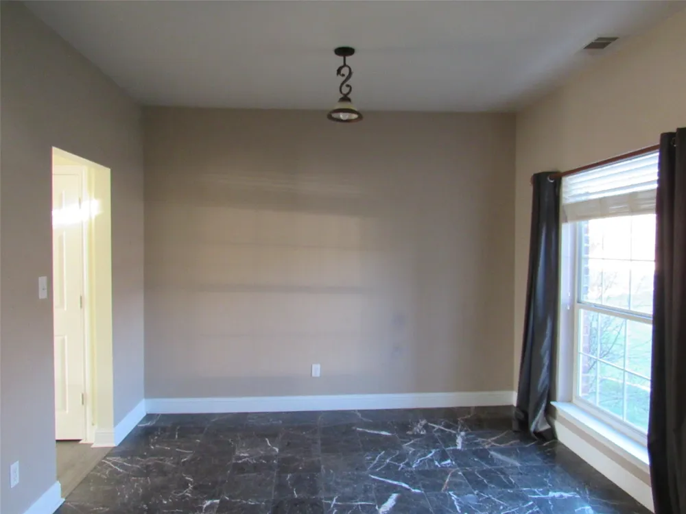 39220 Shadow Ridge Drive Whitney, TX 76692