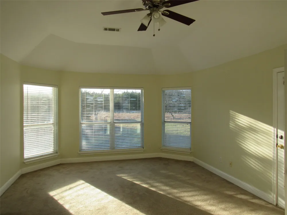 39220 Shadow Ridge Drive Whitney, TX 76692