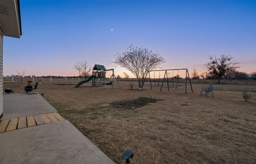 1050 County Road 141 Georgetown, TX 78626
