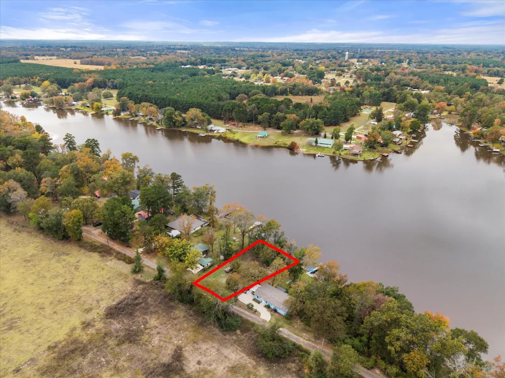 641 Naples Omaha, TX 75571