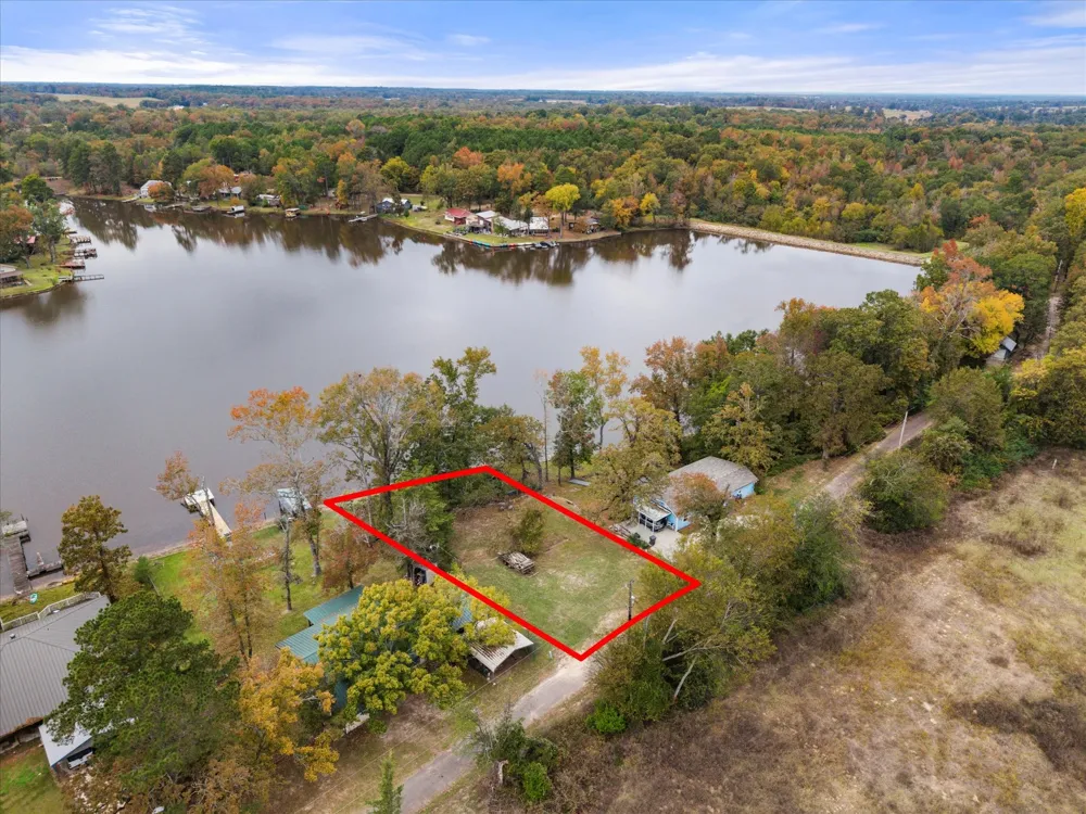 641 Naples Omaha, TX 75571