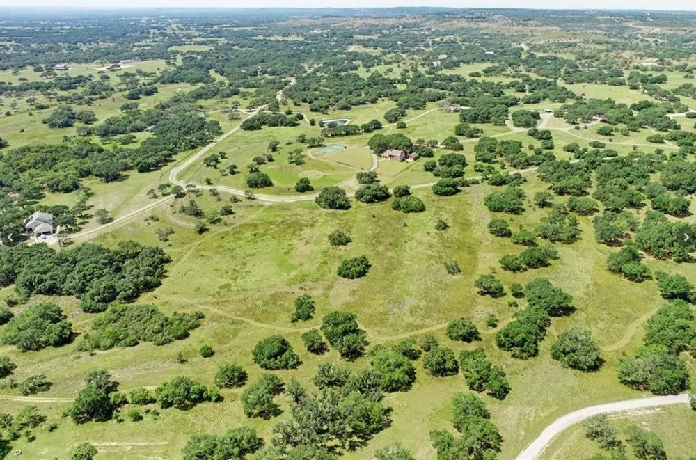 920 Crosswind Drive Blanco, TX 78606
