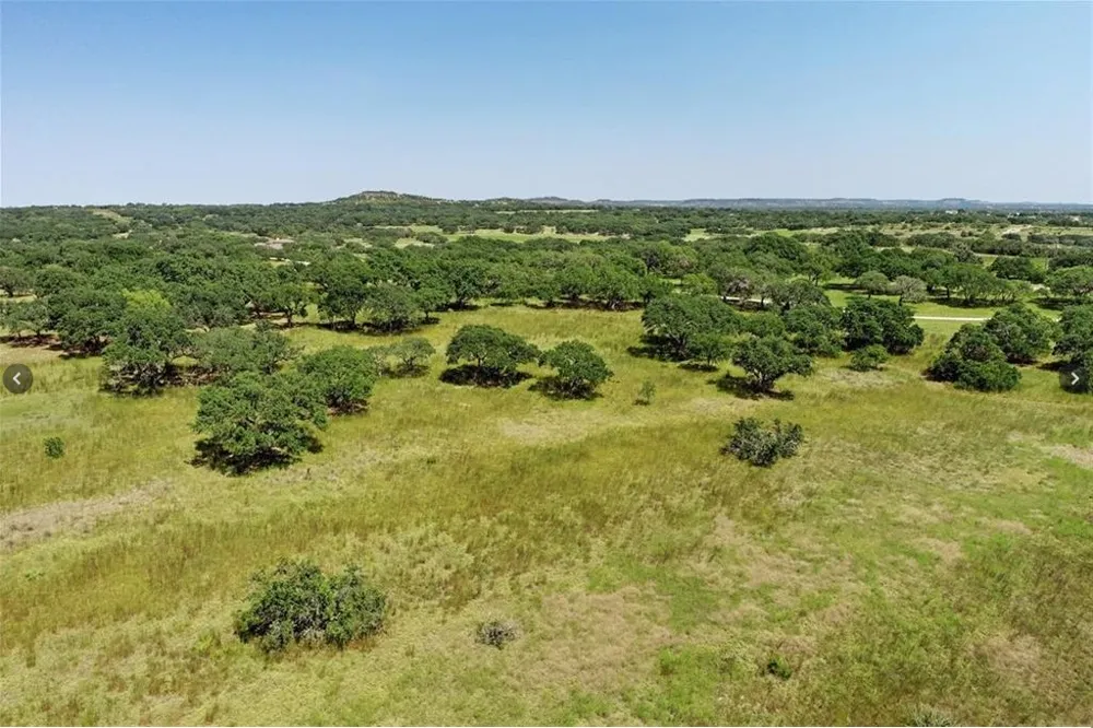 920 Crosswind Drive Blanco, TX 78606