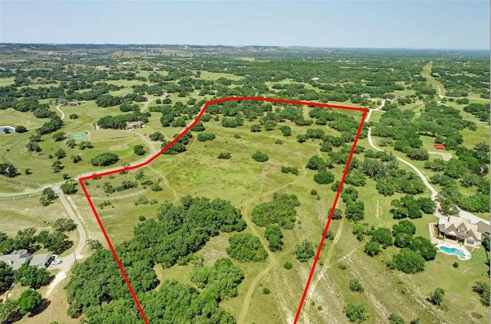 920 Crosswind Drive Blanco, TX 78606