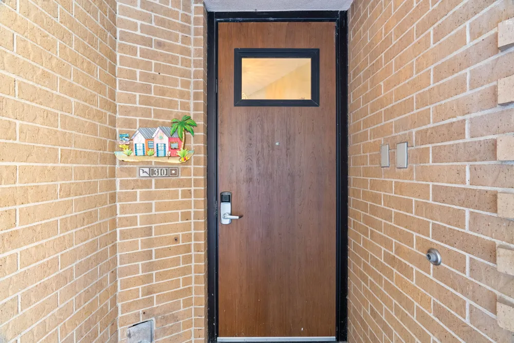 6649 Seacomber Drive #310 Port Aransas, TX 78373