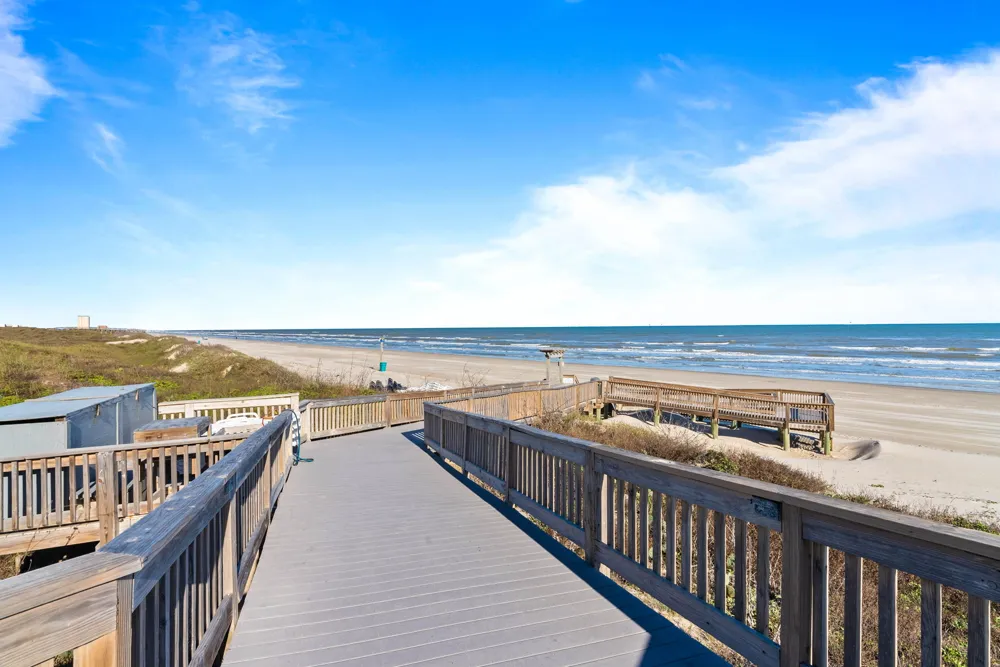 6649 Seacomber Drive #310 Port Aransas, TX 78373