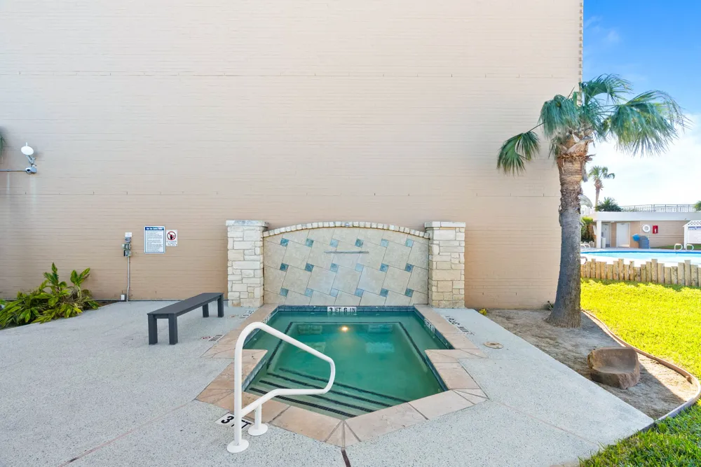 6649 Seacomber Drive #310 Port Aransas, TX 78373