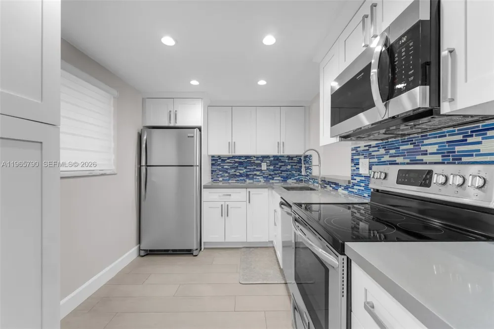 8045 SW 107th Ave #303