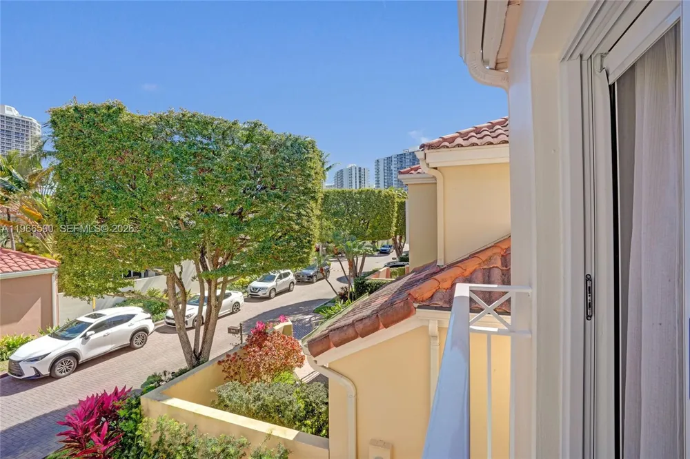 20824 NE 37th Ave #20824 Aventura, FL 33180