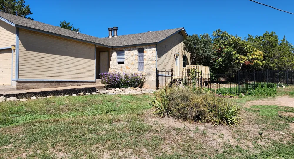 21513 Coyote Trail #B rt Lago Vista, TX 78645